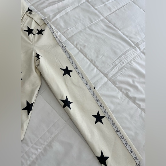 CONCERT VIBES FAUX LEATHER  WOMENS STARS JACKET SIZE “LARGE” NEW WITHOUT TAGS - Picture 7 of 9